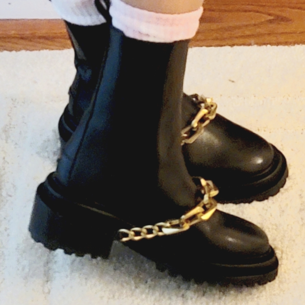 Boots - Picture 2 of 8